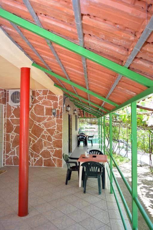 Romeo’s Guest House 2 Piqeras Extérieur photo